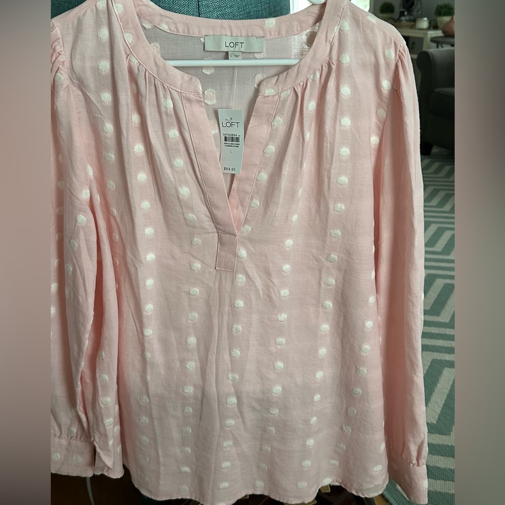 Loft long sleeve dotted top, new with tags! Size L
